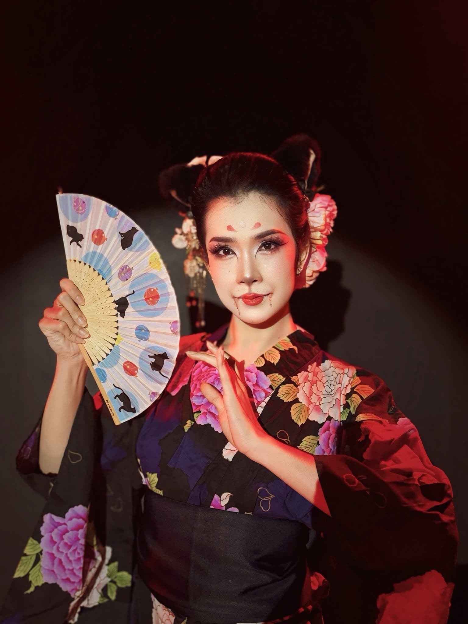 Chiang Mai Cabaret Show tour photo 3
