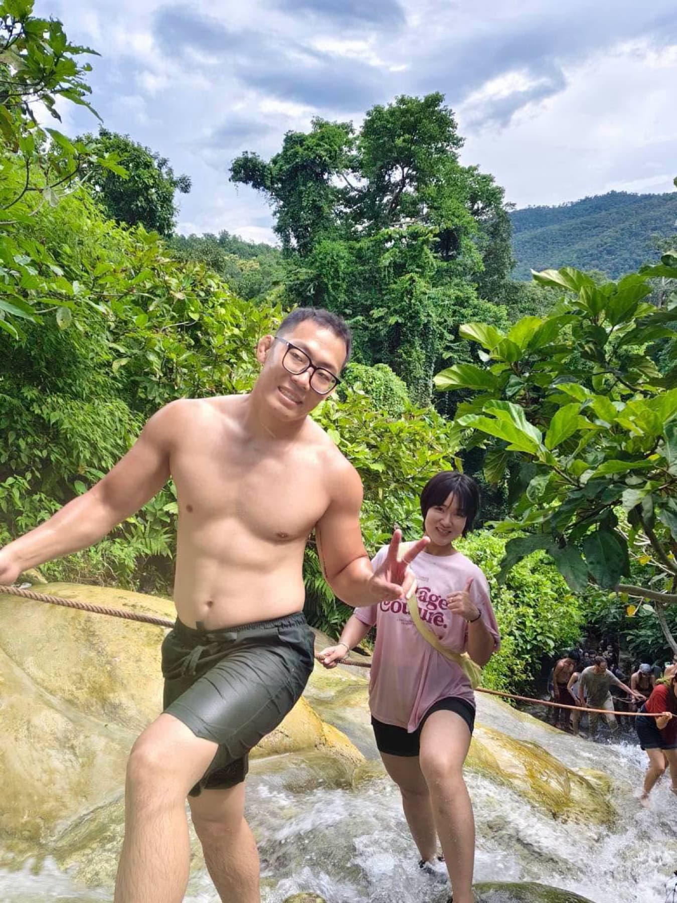 Elephant Sanctuary, Rafting & Sticky Waterfall tour photo 2