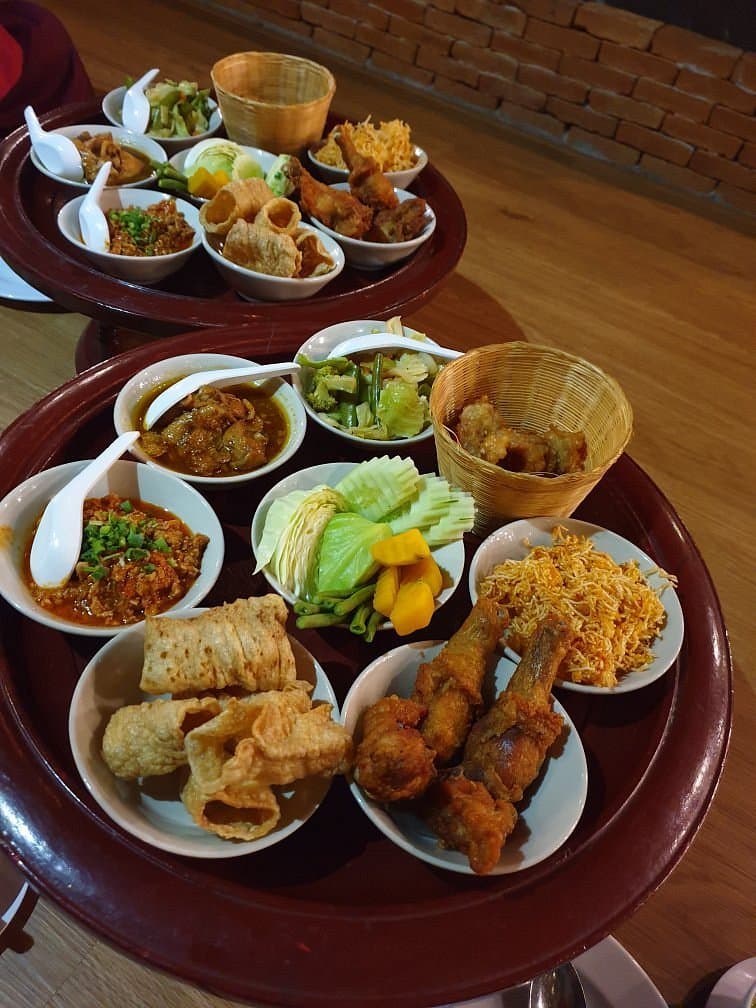 Khantoke Dinner & Thai Traditional Show tour photo 7